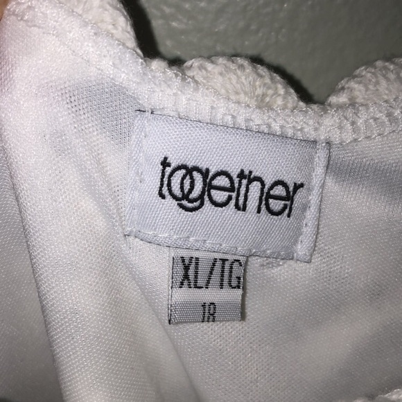 SOLD 💌 Vintage Knit Boho White Tank Top Size XL - Picture 3 of 7